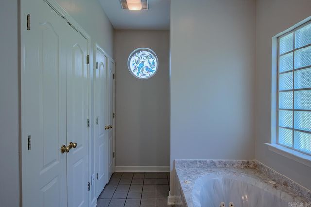 30 Overlook Drive, Little Rock, AR 72207