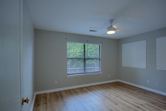 30 Overlook Drive, Little Rock, AR 72207
