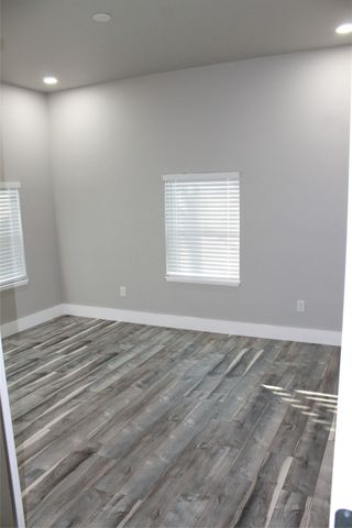 104 S Hubbard Street, Alvord, TX 76225