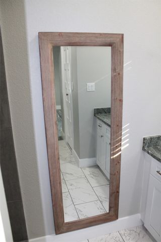 104 S Hubbard Street, Alvord, TX 76225