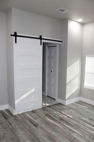 104 S Hubbard Street, Alvord, TX 76225