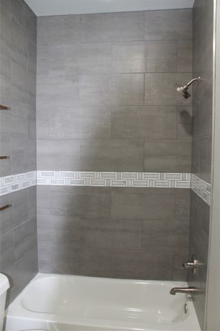 104 S Hubbard Street, Alvord, TX 76225