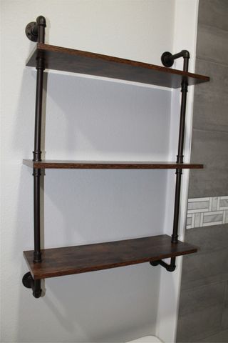 104 S Hubbard Street, Alvord, TX 76225