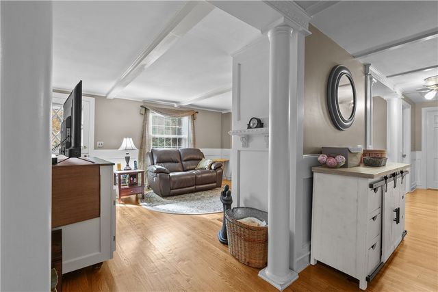 93 South Pierce Road, East Greenwich, RI 02818