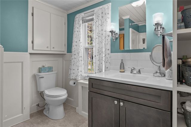 93 South Pierce Road, East Greenwich, RI 02818