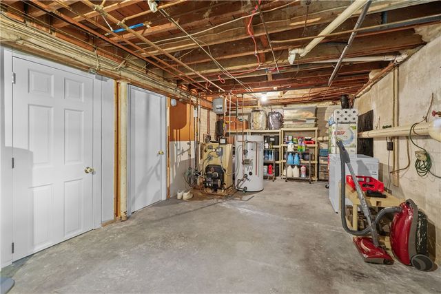 93 South Pierce Road, East Greenwich, RI 02818
