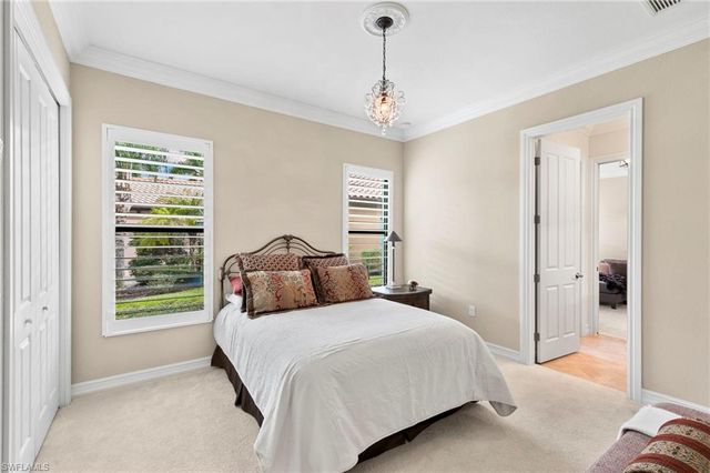 7262 Lantana CIR, Naples, FL 34119