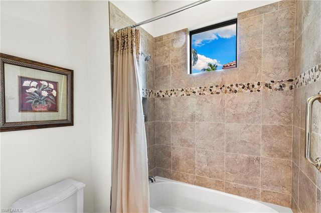 7262 Lantana CIR, Naples, FL 34119