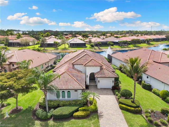 7262 Lantana CIR, Naples, FL 34119