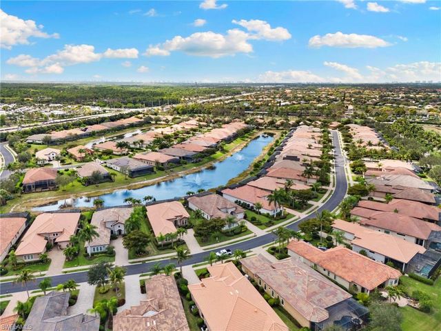 7262 Lantana CIR, Naples, FL 34119