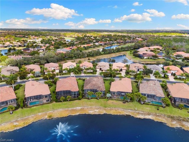 7262 Lantana CIR, Naples, FL 34119