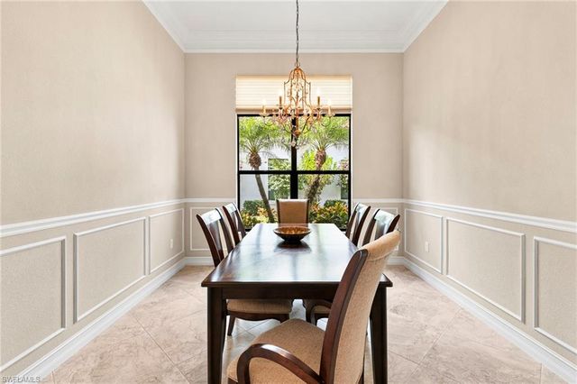 7262 Lantana CIR, Naples, FL 34119