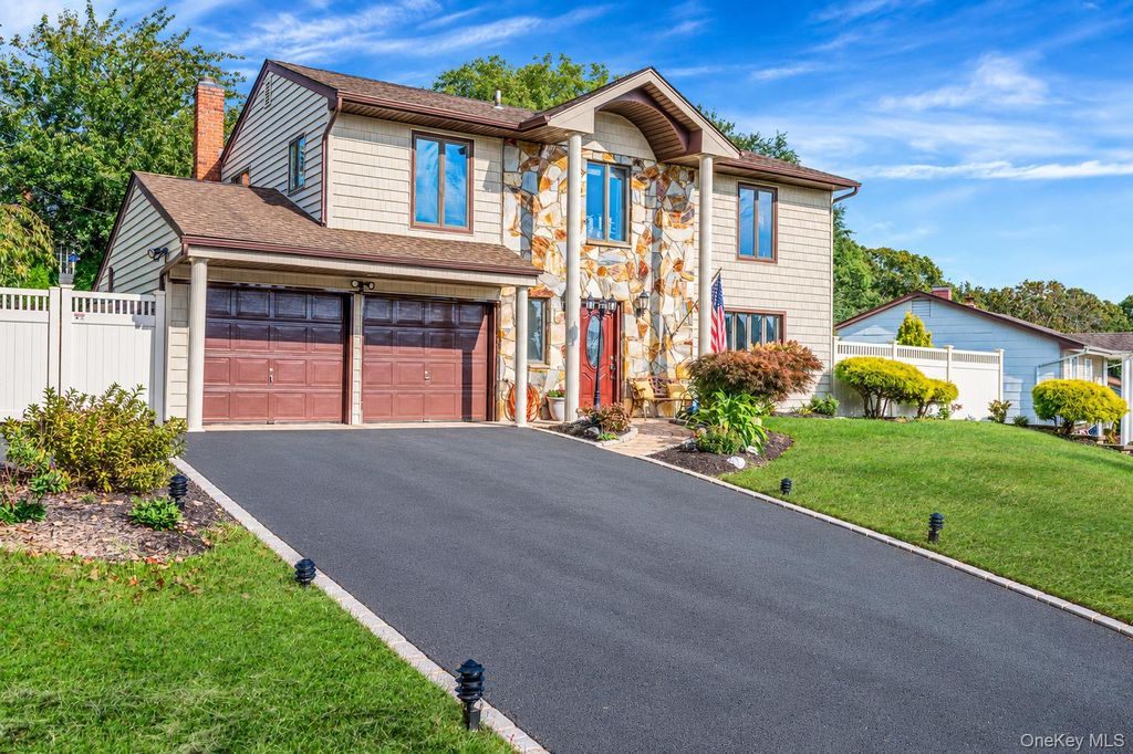 17 Hill Lane, Smithtown, NY 11787 — exterior