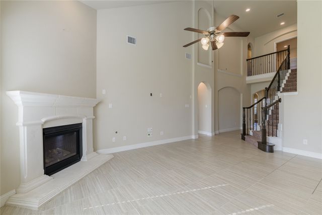 1104 Hoyt Drive, Mckinney, TX 75071