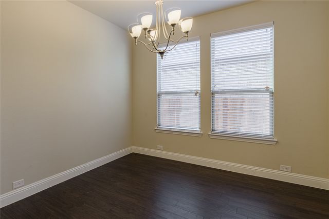 1104 Hoyt Drive, Mckinney, TX 75071