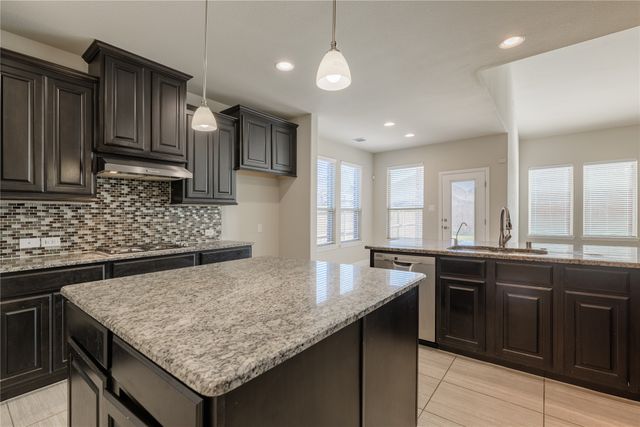 1104 Hoyt Drive, Mckinney, TX 75071