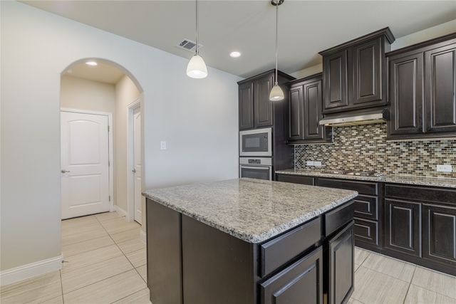 1104 Hoyt Drive, Mckinney, TX 75071