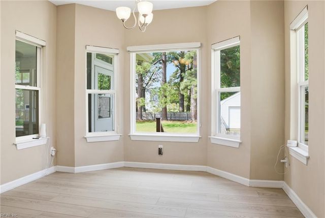 912 Norfleet RD, Virginia Beach, VA 23464