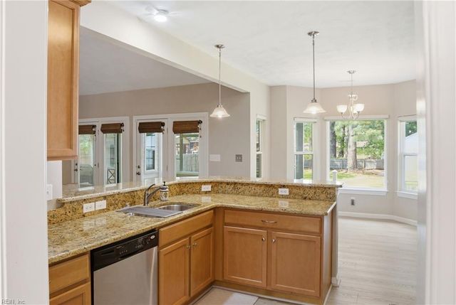 912 Norfleet RD, Virginia Beach, VA 23464