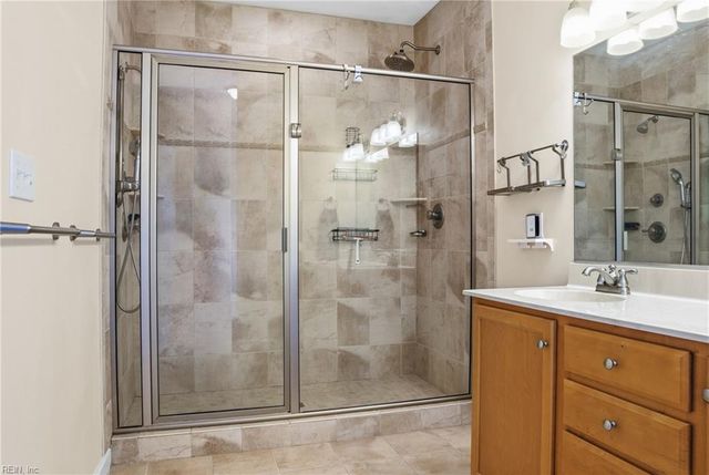 912 Norfleet RD, Virginia Beach, VA 23464