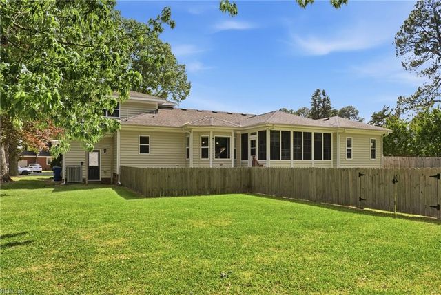 912 Norfleet RD, Virginia Beach, VA 23464