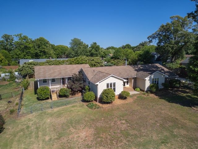 1011 Sierra Drive, Easley, SC 29642