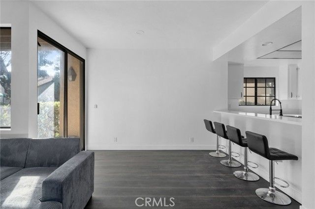 16211 Downey 68, Paramount, CA 90723