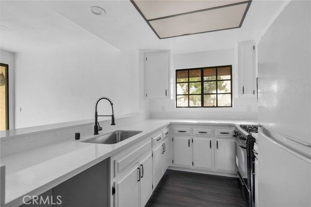 16211 Downey 68, Paramount, CA 90723