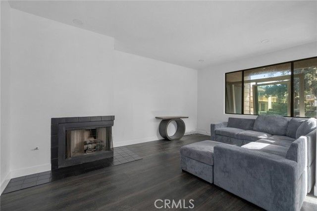 16211 Downey 68, Paramount, CA 90723