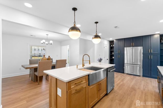 101 Bayberry Lane, Willingboro, NJ 08046