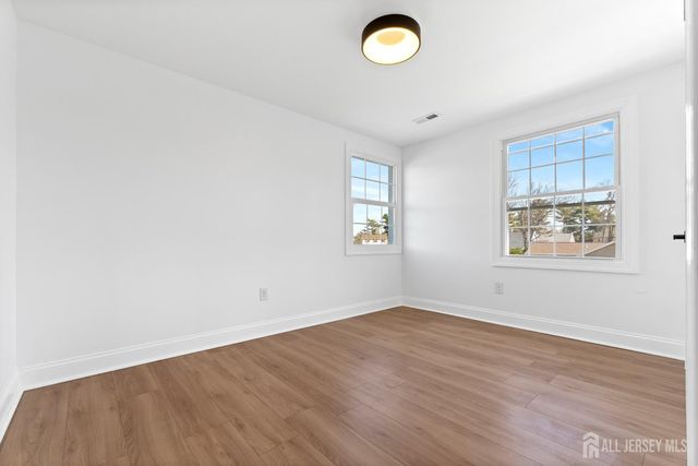 101 Bayberry Lane, Willingboro, NJ 08046