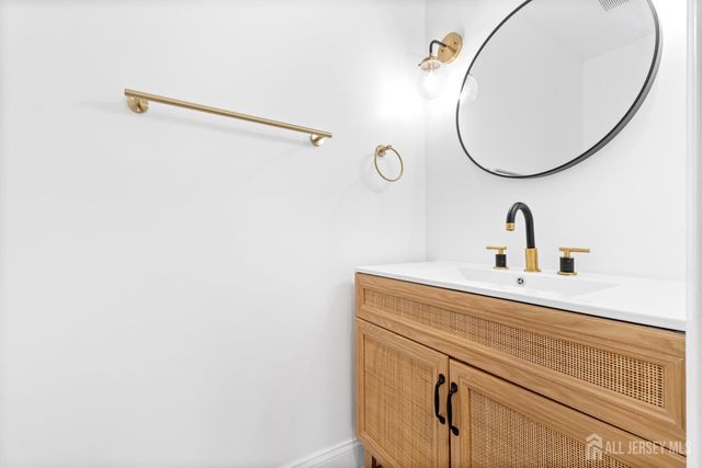 101 Bayberry Lane, Willingboro, NJ 08046