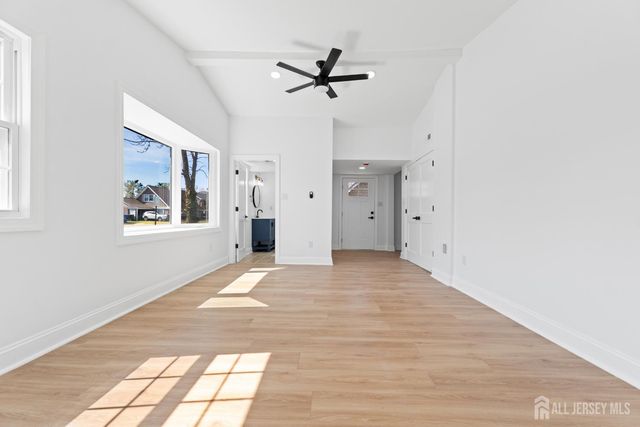 101 Bayberry Lane, Willingboro, NJ 08046