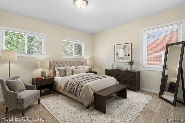 29025 W Chicago Street, Livonia, MI 48150