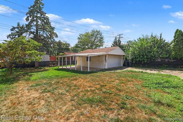 29025 W Chicago Street, Livonia, MI 48150