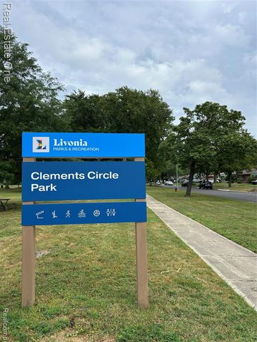 29025 W Chicago Street, Livonia, MI 48150