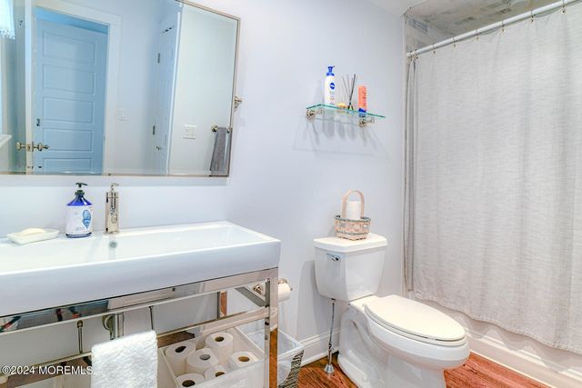 94 Embury Avenue, Ocean Grove, NJ 07756