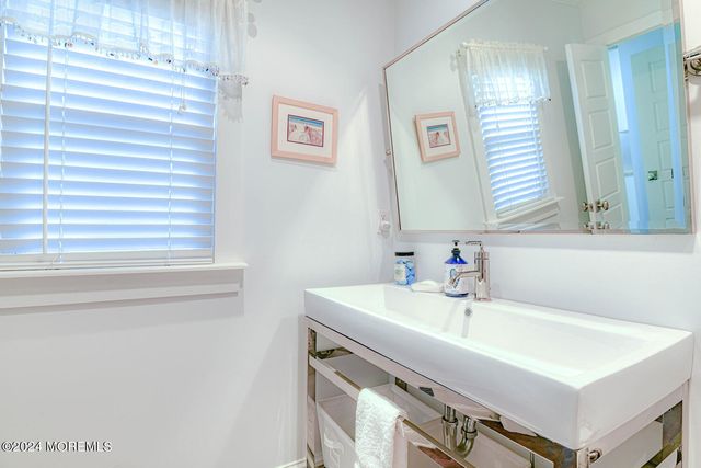94 Embury Avenue, Ocean Grove, NJ 07756