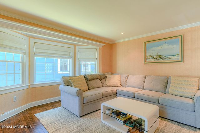94 Embury Avenue, Ocean Grove, NJ 07756