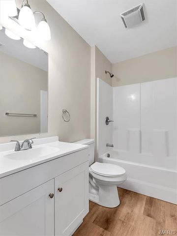 609 S 2nd Street, Pacific, MO 63069