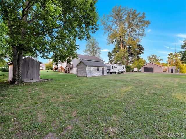 609 S 2nd Street, Pacific, MO 63069