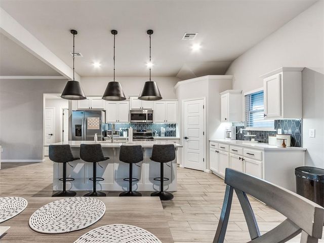 8605 NW 77th Place, Oklahoma City, OK 73132