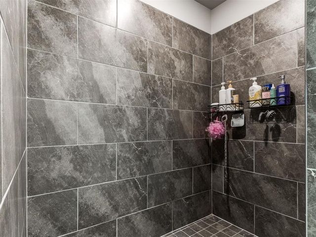 8605 NW 77th Place, Oklahoma City, OK 73132