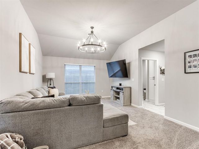 8605 NW 77th Place, Oklahoma City, OK 73132