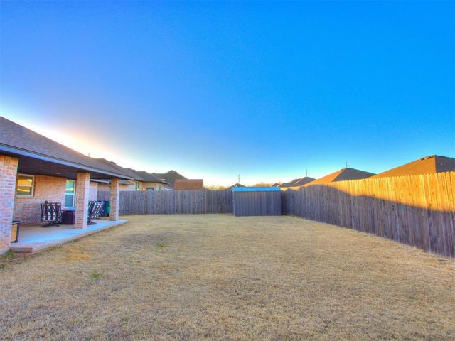 8605 NW 77th Place, Oklahoma City, OK 73132