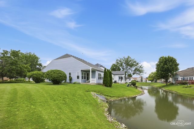 1901 Lakeside Drive, Montgomery, IL 60538