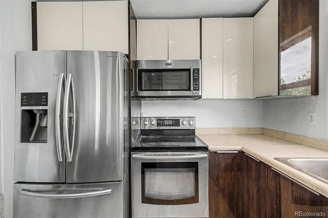 18284 E Floyd Avenue J, Aurora, CO 80013