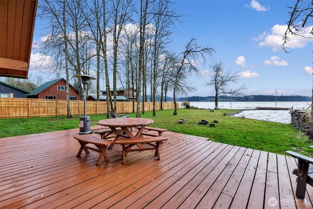 404 Streeter Road, Silverlake, WA 98645