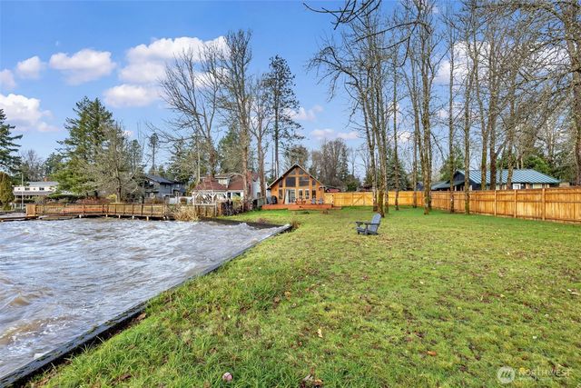 404 Streeter Road, Silverlake, WA 98645