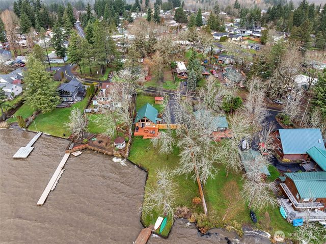 404 Streeter Road, Silverlake, WA 98645